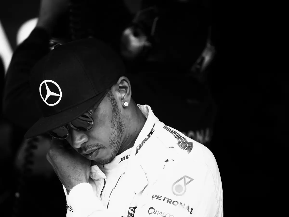 Lewis Hamilton Foto zur News: Wie ernst sind Hamiltons Songwriter-Gehversuche?