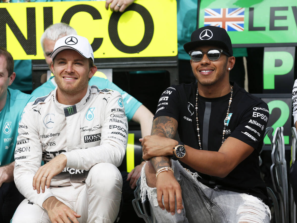 Foto zur News: Nico Rosberg: Hamilton "doppelt schwierig" zu überholen