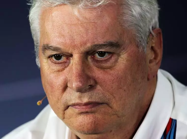Pat Symonds Foto zur News: Pat Symonds: Kundenmotor bedeutet nicht das Ende der Welt