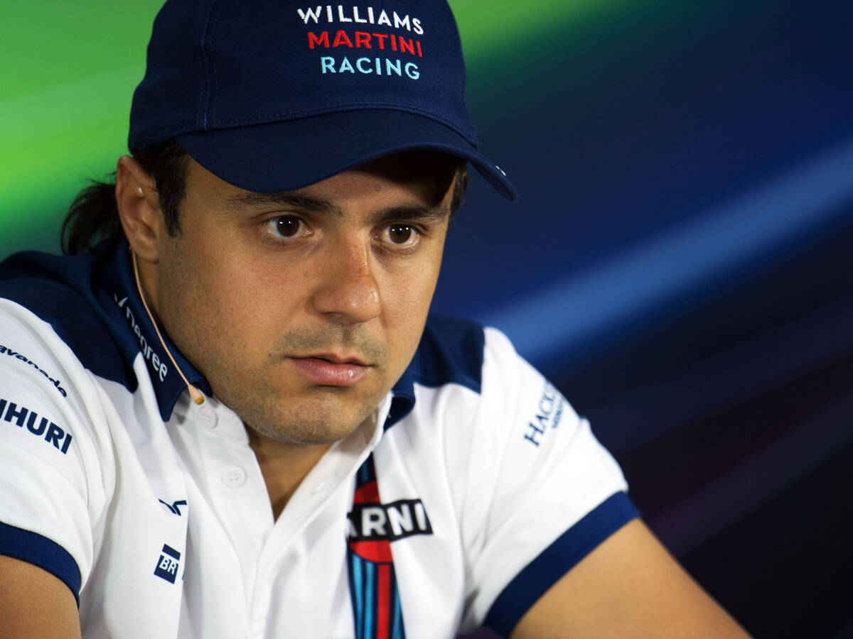 Foto zur News: Felipe Massa: Fahren wird durch Nachtanken anstrengender