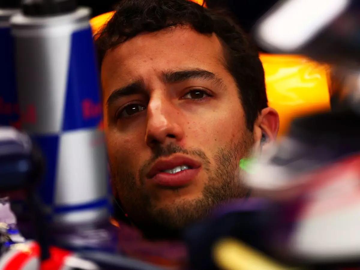 Foto zur News: Red Bull: Ricciardo scheidet schon in Q2 aus