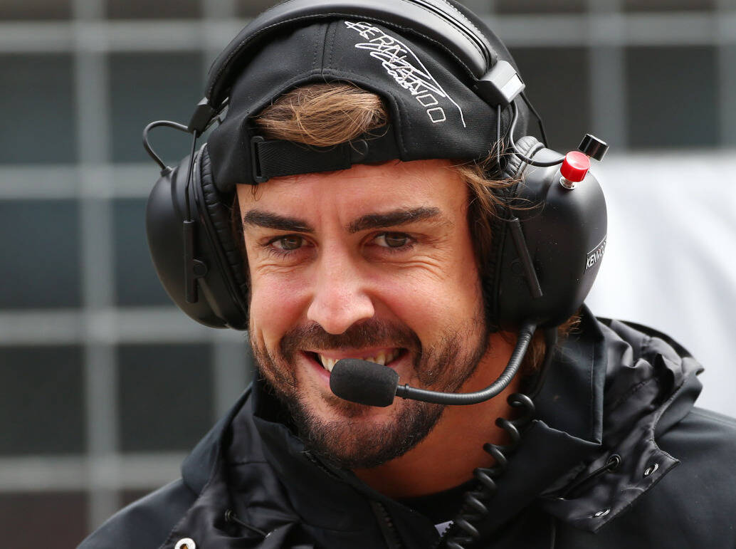 Foto zur News: Alonso plädiert für mehr Freiheiten bei der Reifenwahl