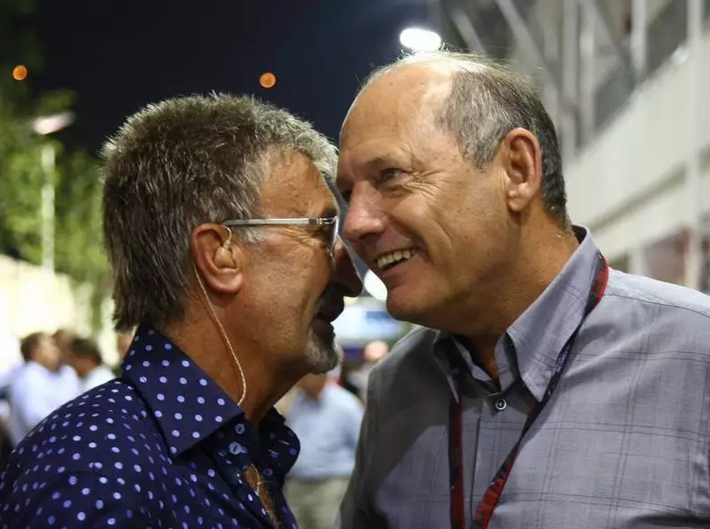 Foto zur News: Nach Kritik: Ron Dennis nennt Eddie Jordan einen "Dorftrottel"