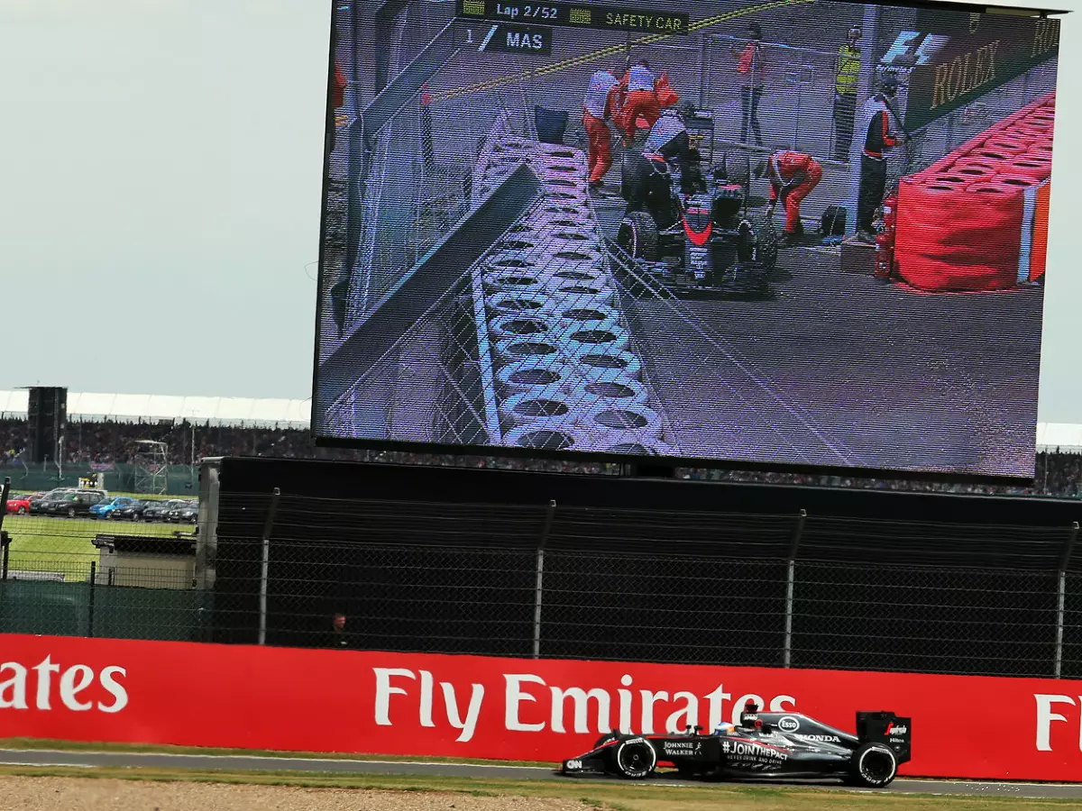 Foto zur News: Erster Punkt für Fernando Alonso: "Wichtig für die Moral"