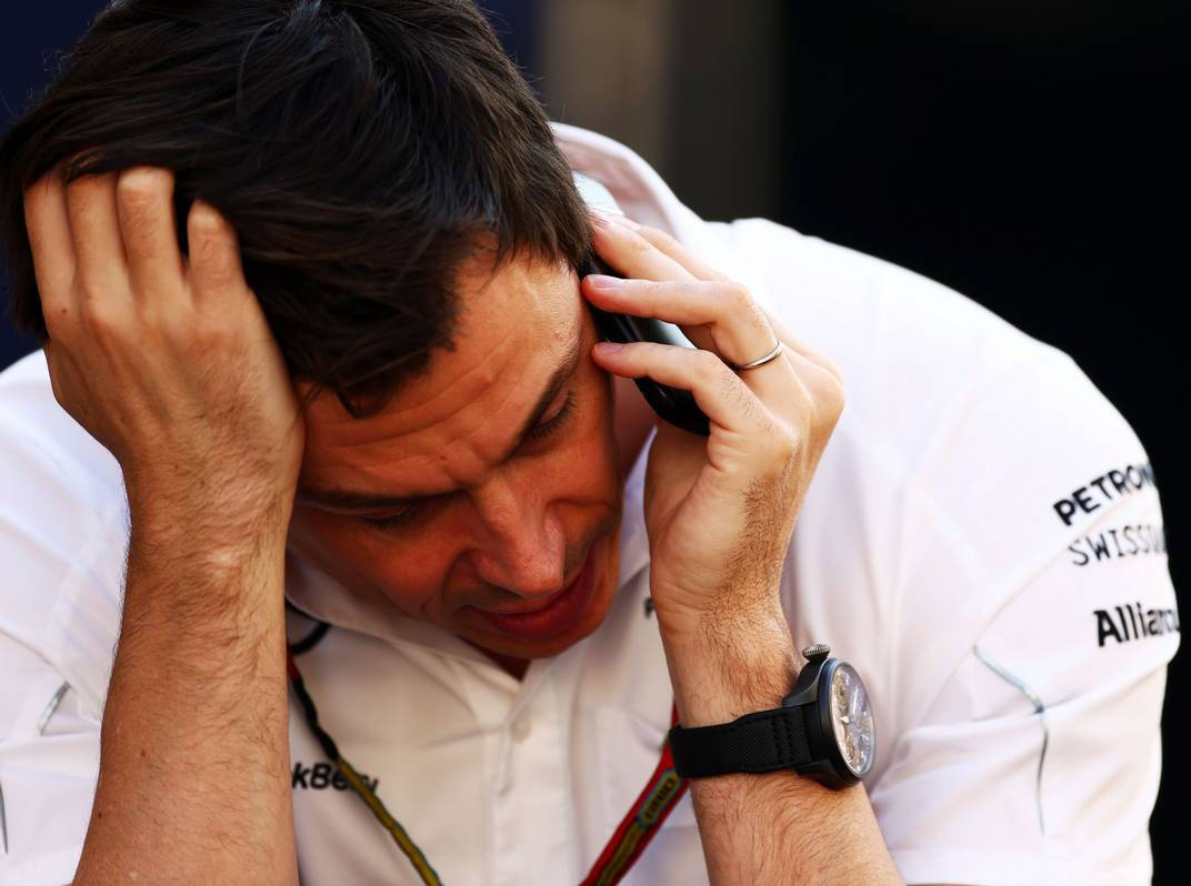 Foto zur News: Toto Wolff: Mercedes nimmt Drohungen von Red Bull ernst