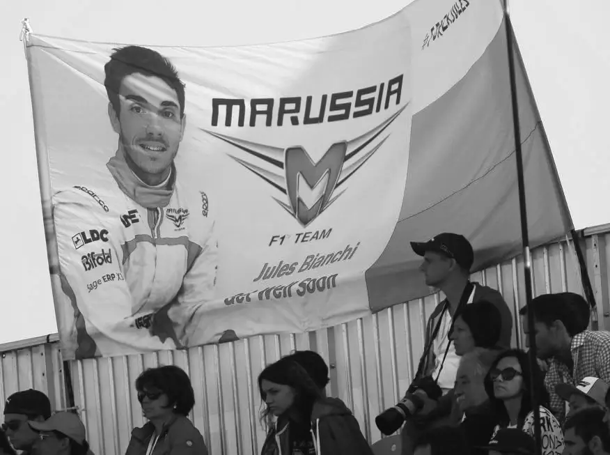 Foto zur News: Trauerfeier: Fans können Abschied von Jules Bianchi nehmen