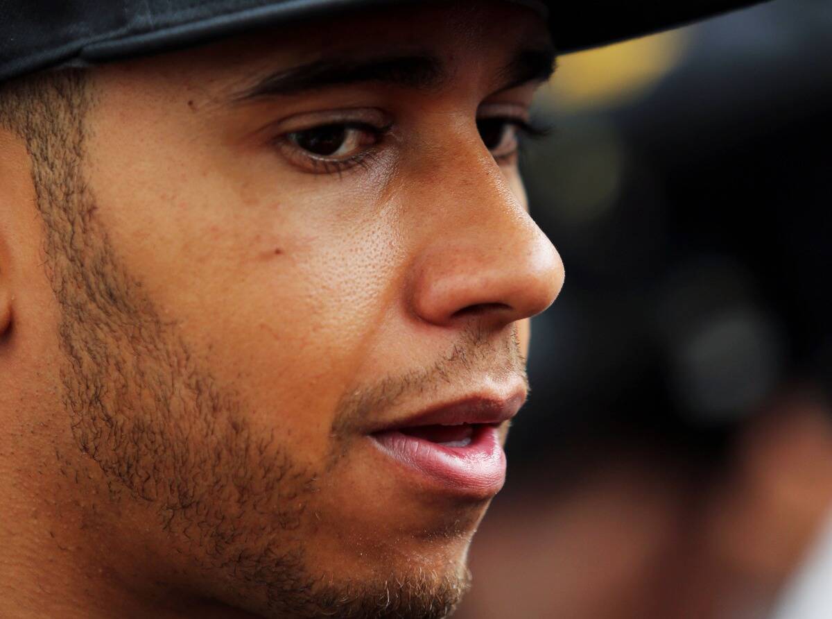 Foto zur News: Lewis Hamilton: Déjà-vu bei Jules Bianchis Beerdigung