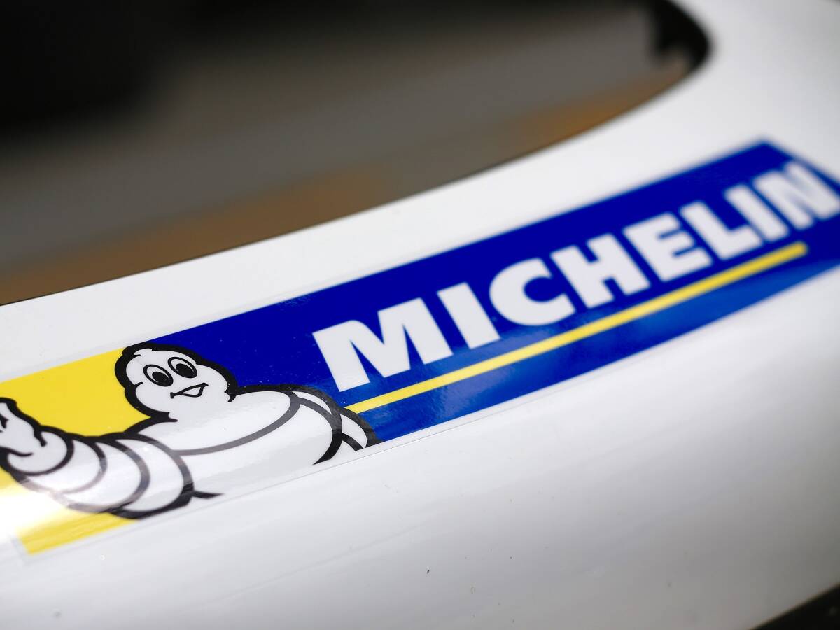 Foto zur News: Pirelli vs. Michelin: Das Rennen um die Formel 1