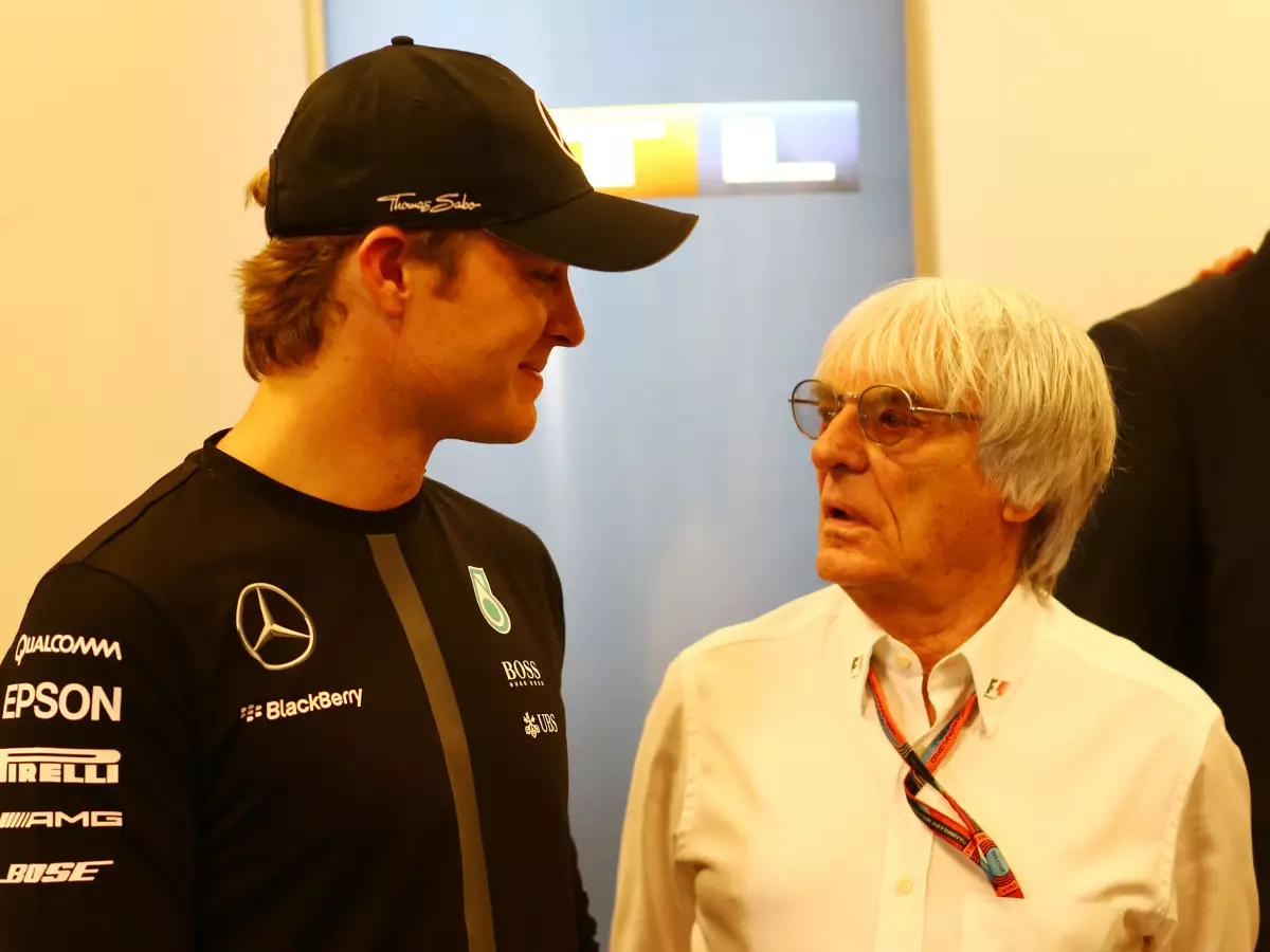 Nico Rosberg, Bernie Ecclestone Foto zur News: Bernie Ecclestone: Mercedes-Dominanz ist falsch