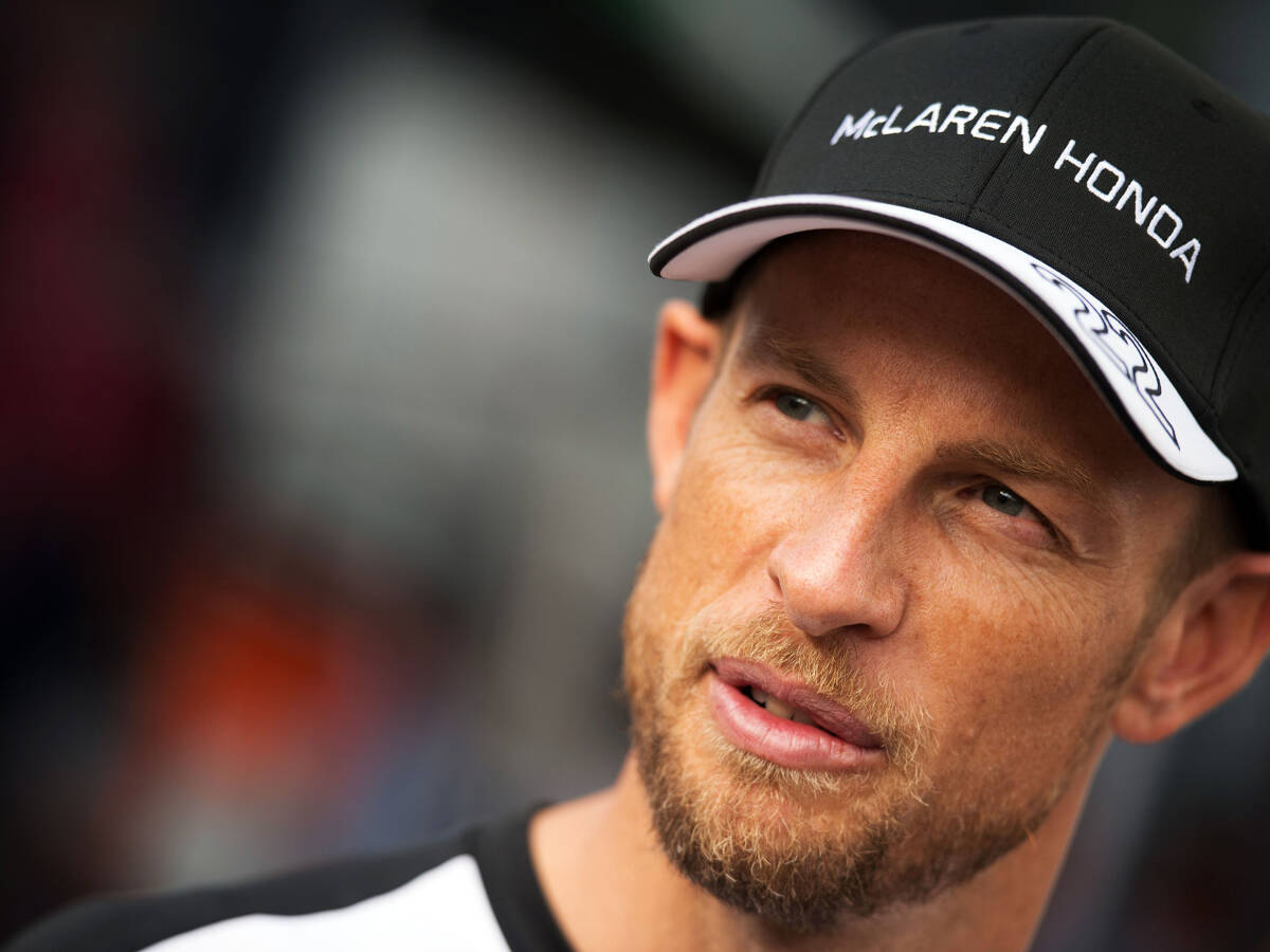 Foto zur News: McLaren: Auch mit langer Nase nichts zu holen?