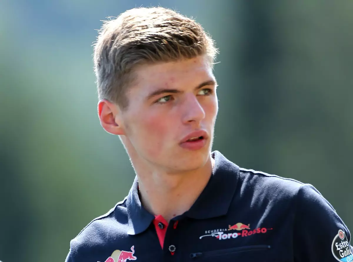 Foto zur News: Max Verstappen verrät: Rennsimulation als Überholgeheimnis