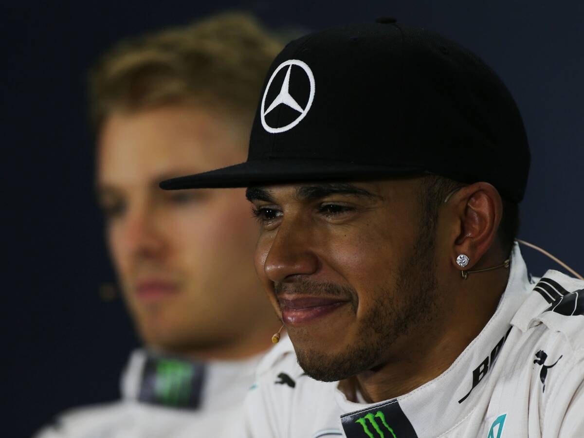 Foto zur News: Coulthard: "Rosberg war 2015 fast nie auf Hamiltons Niveau"