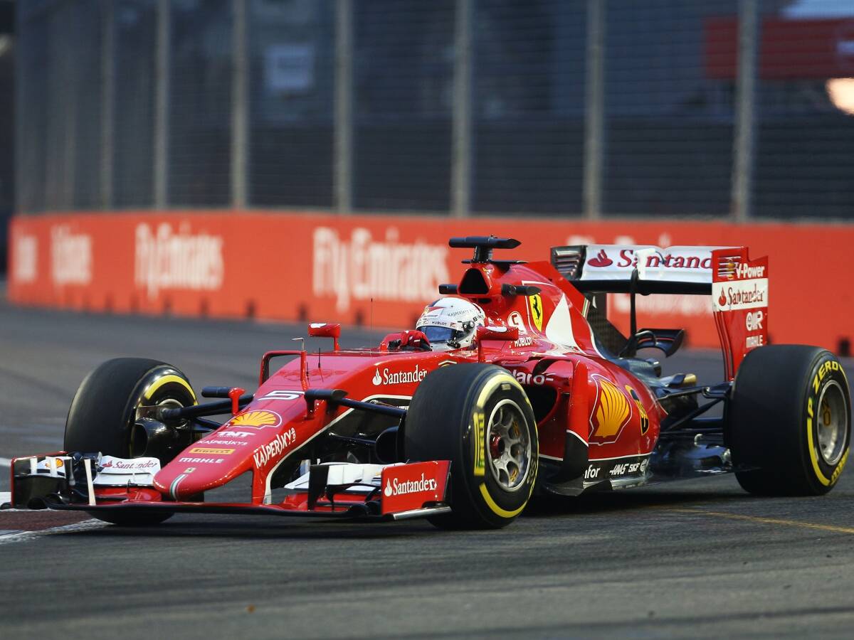 Foto zur News: Sebastian Vettel warnt: Mercedes hat Pace noch nicht gezeigt