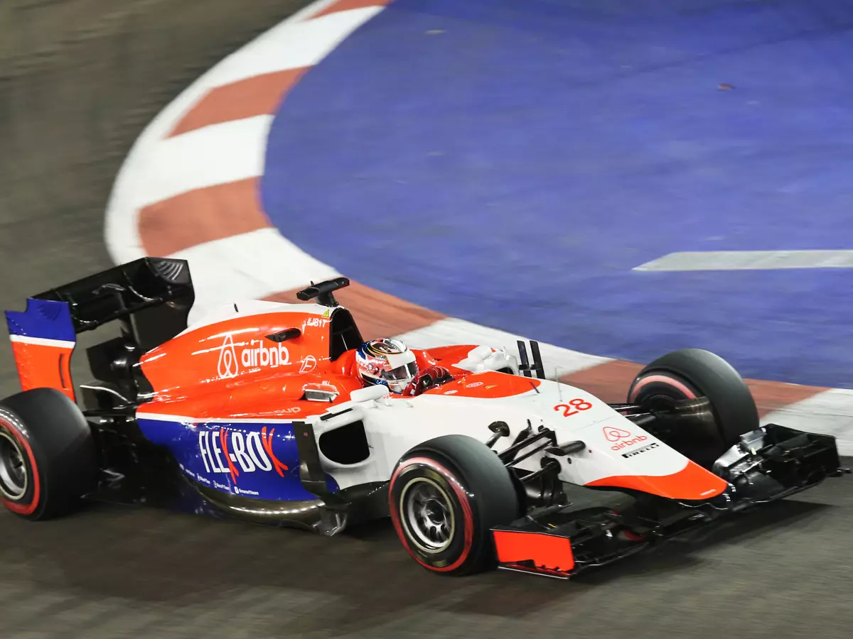 Foto zur News: Manor-Marussia in Singapur: Alexander Rossi ärgert sich