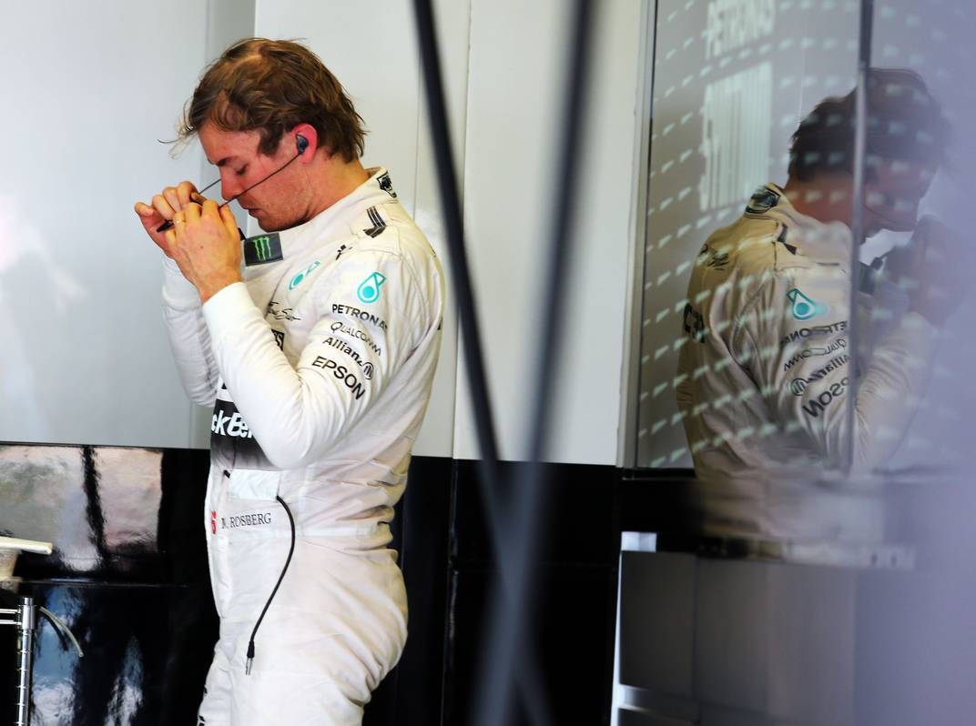 Foto zur News: Krisensitzung im Hotelzimmer: Rosberg fleißiger als Hamilton