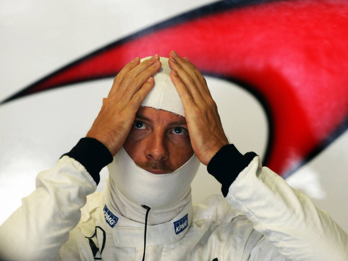Foto zur News: Kein Zwangsverbleib: McLaren deutet Button-Abschied an