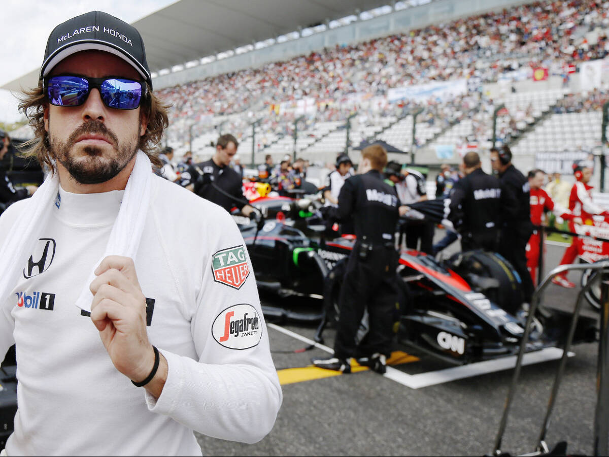 Foto zur News: Alonso selbstkritisch: Champion im "Energiesparmodus"