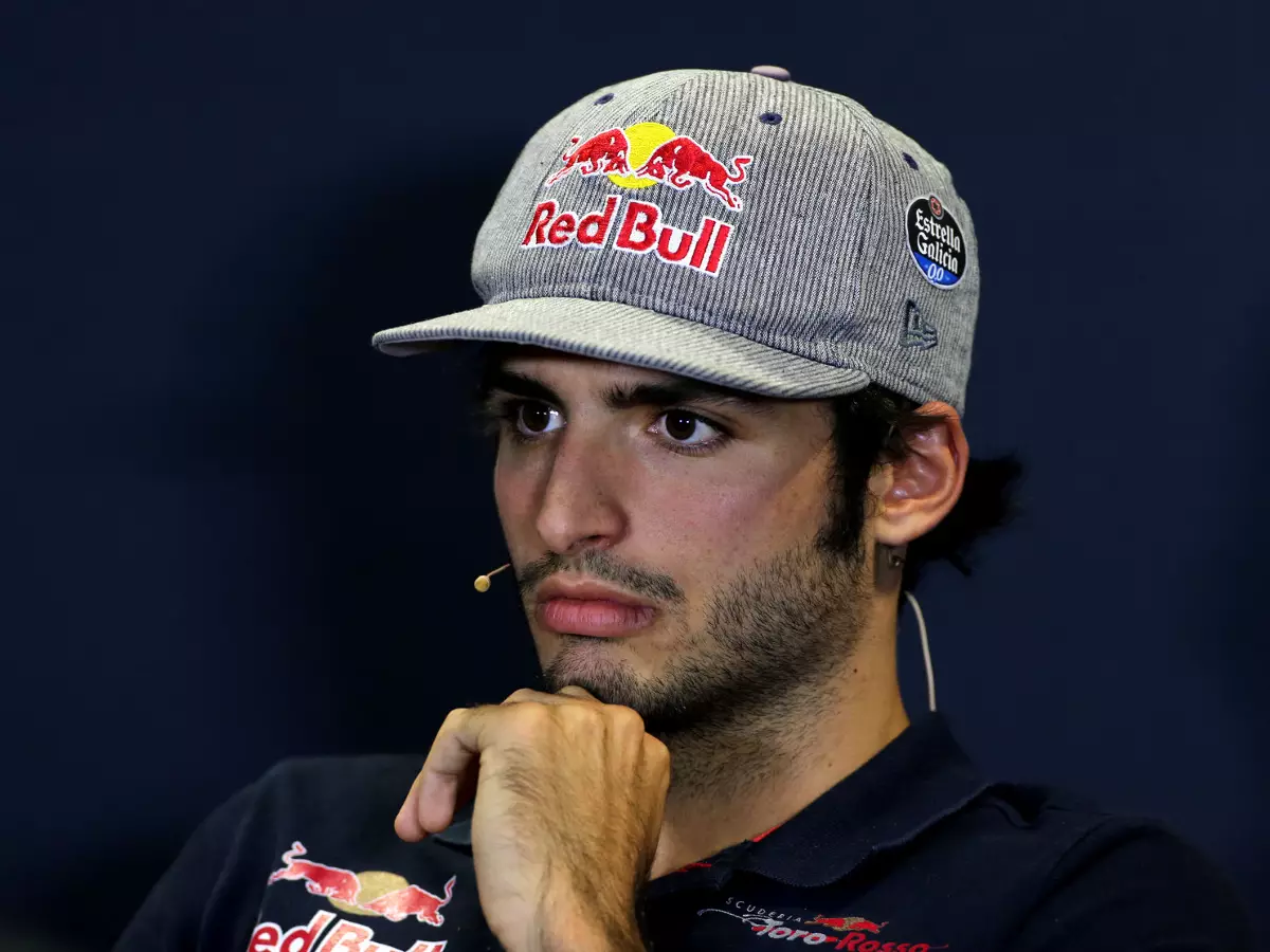 Foto zur News: Sainz fürchtet: Toro Rosso könnte den Anschluss verlieren