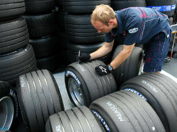 Foto zur News: Neuer Reifenkrieg in der Formel 1? Teamchefs winken ab
