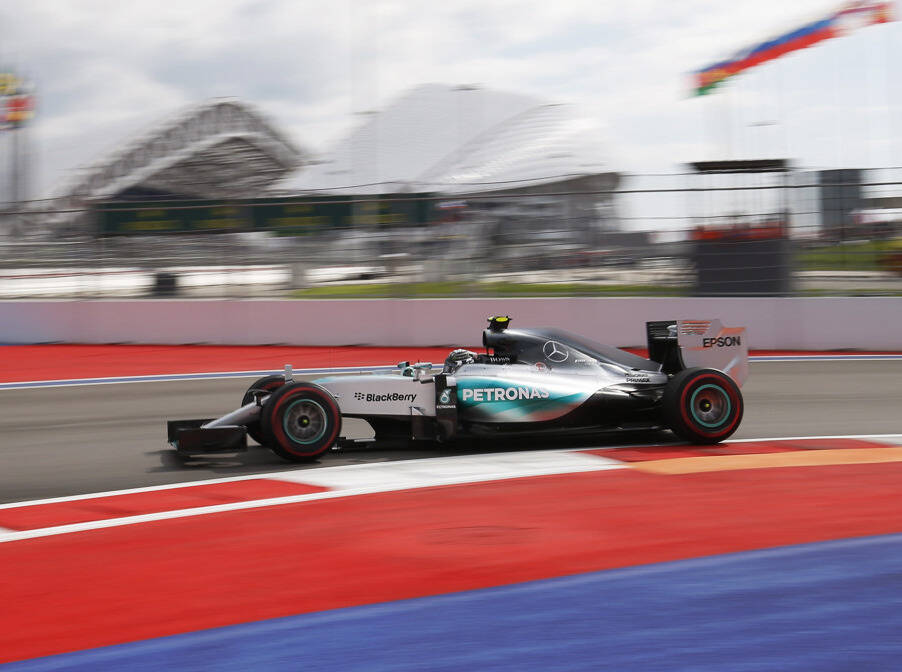 Foto zur News: Mercedes: Qualifyingtaktik trotz Glanzleistung nicht perfekt