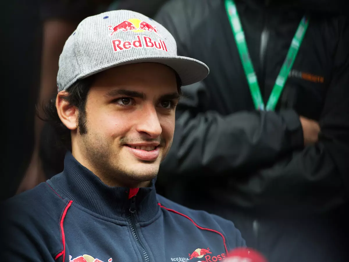 Carlos Sainz Foto zur News: Sainz verrät: Toro Rosso verzichtet auf Renault-Update
