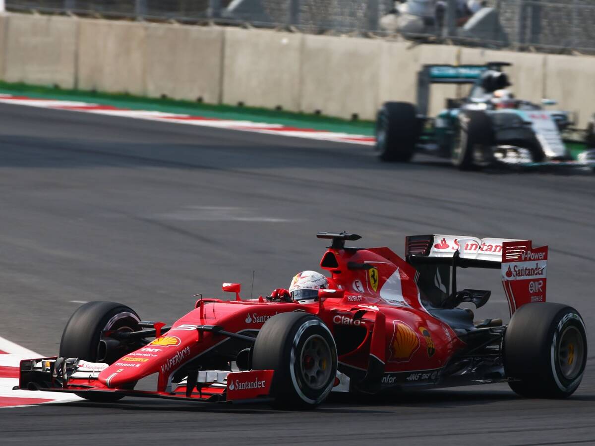 Foto zur News: Vettel: Haben fast eine Sekunde auf Mercedes aufgeholt