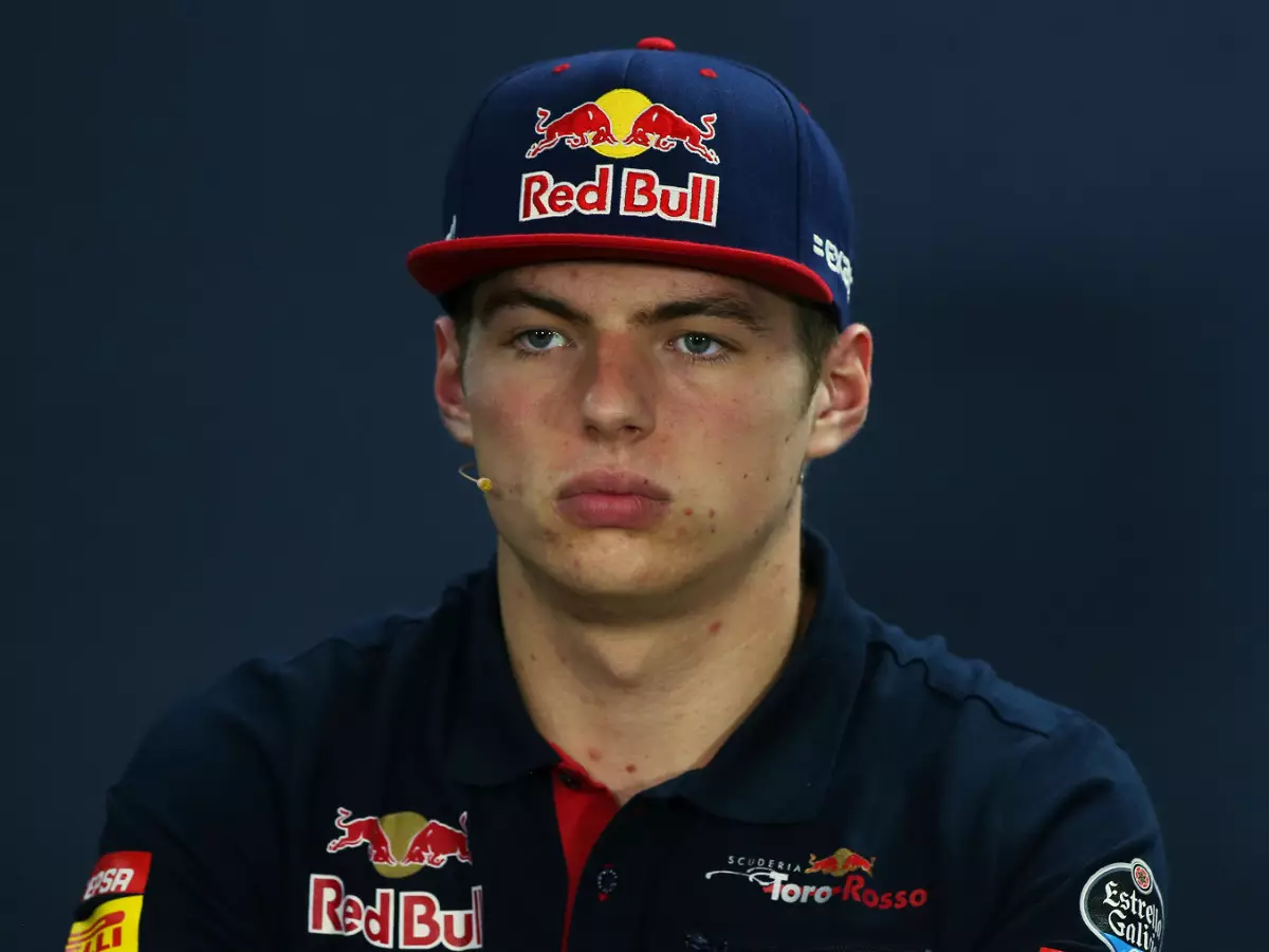 Foto zur News: Red Bull erteilt Mercedes eine Abfuhr: Verstappen gebunden