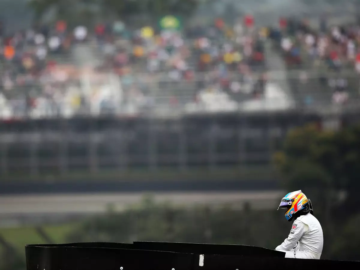 Fernando Alonso Foto zur News: Alonso: McLaren-Honda-Gehalt ist ein gutes Schmerzensgeld