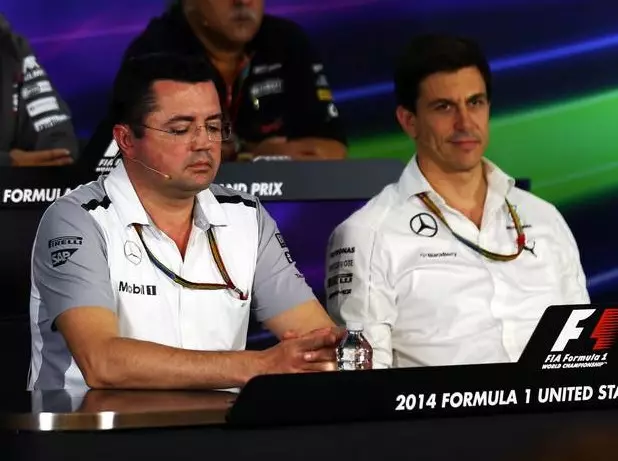 Monisha Kaltenborn, Vijay Mallya, Eric Boullier, Toto Wolff Foto zur News: Formel-1-Regeln 2017: McLaren nennt Mercedes "verzweifelt"