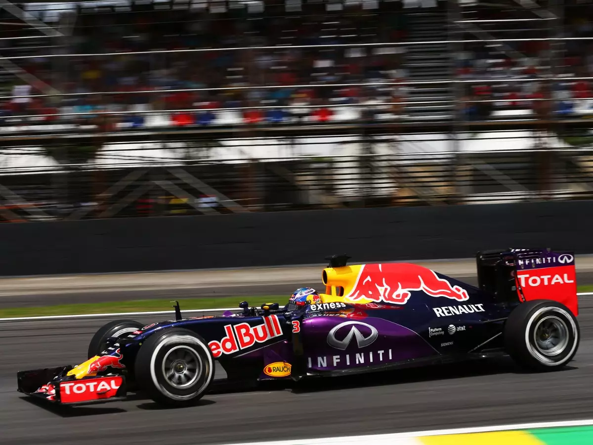 Daniel Ricciardo Foto zur News: 285 Millionen Euro: Red Bull beim Geldausgeben an der Spitze