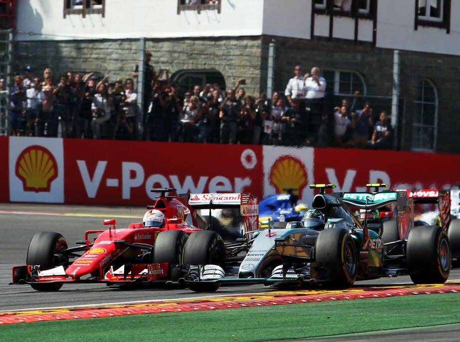 Foto zur News: Ferrari fordert Mercedes heraus: "Müssen 2016 vor ihnen sein"