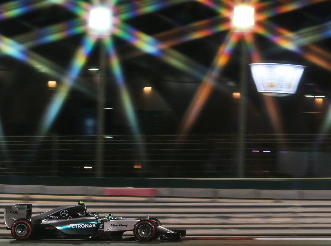 Foto zur News: Formel 1 Abu Dhabi 2015: Pole-Position für Nico Rosberg