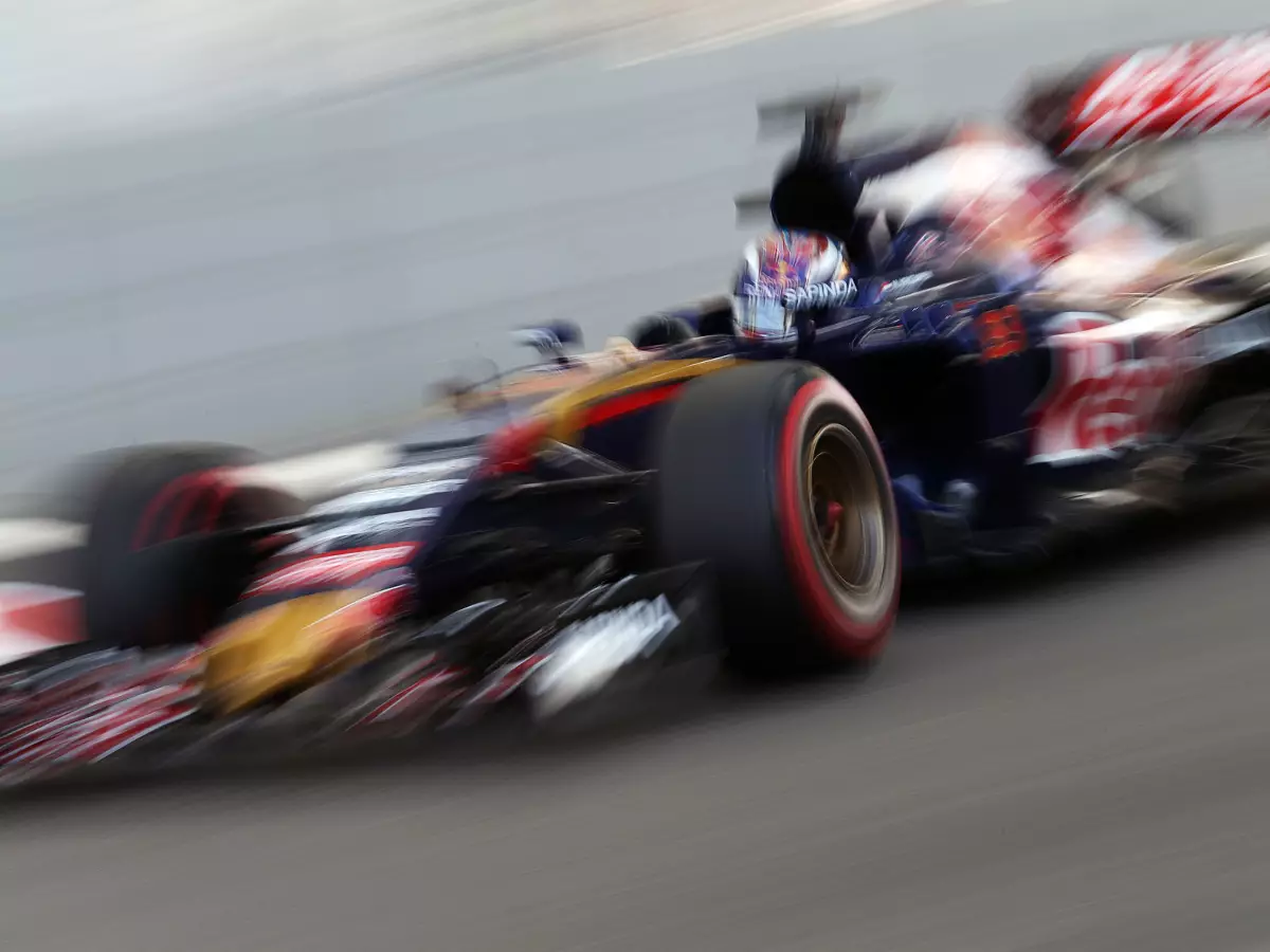 Max Verstappen Foto zur News: Max Verstappen: Rookie-Bilanz des "Überholkönigs"