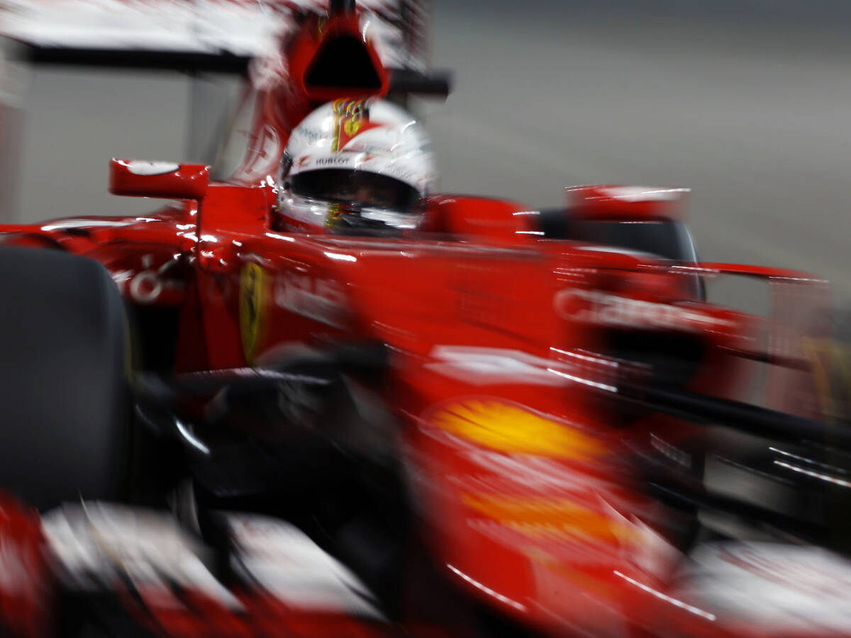Foto zur News: Sebastian Vettel zurück im Ferrari: Testfahrt im 2014er-Boliden