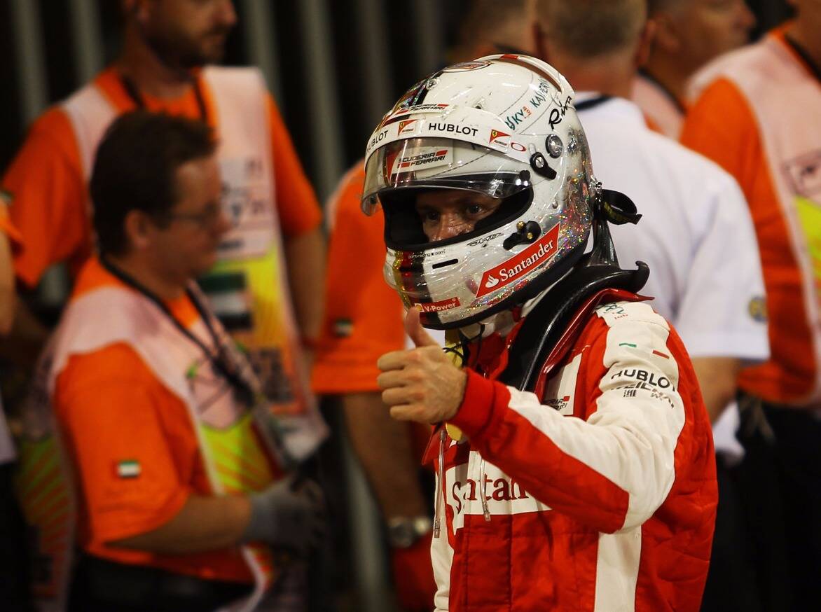 Foto zur News: Niki Lauda "Vettel ist ein gefährlicher Gegner"