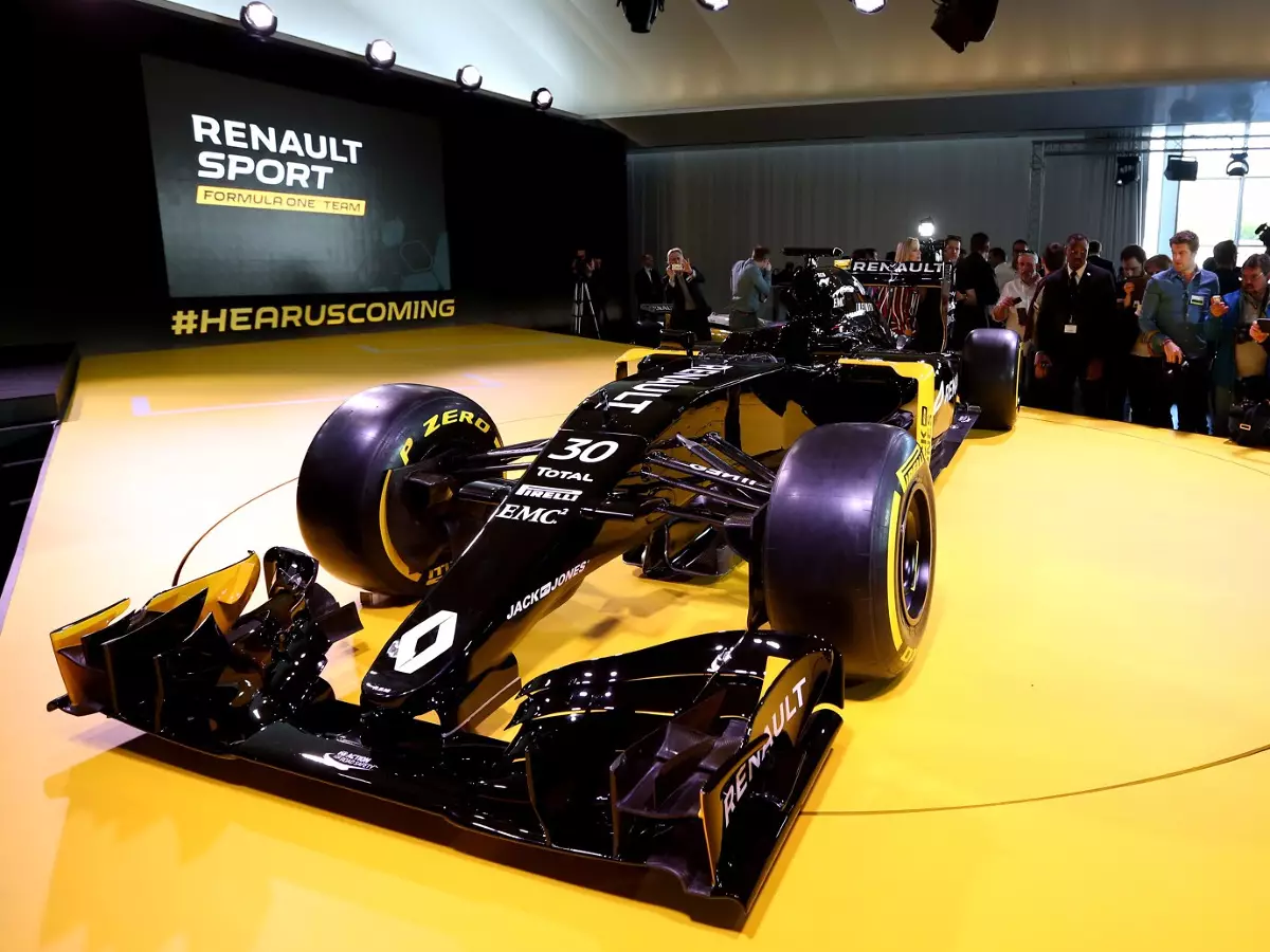 Renault R.S.16 Foto zur News: Sehr enger Zeitplan: Renault-Auto für 2016 ein "Kompromiss"