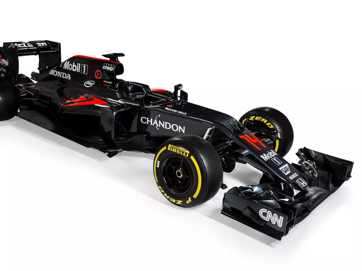 Präsentation des McLaren-Honda MP4-31 Foto zur News: Formel-1-Autos 2016: McLaren-Honda zeigt MP4-31