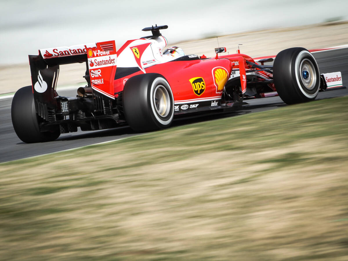 Foto zur News: Formel-1-Tests 2016 in Barcelona: Erste Bestzeit für Vettel