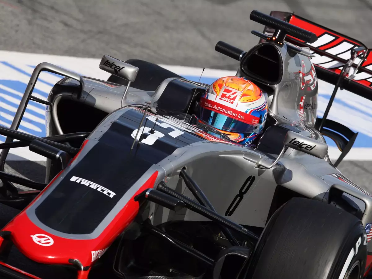 Romain Grosjean Foto zur News: Haas verrät: Ferrari liefert unterschiedliche Antriebsversionen
