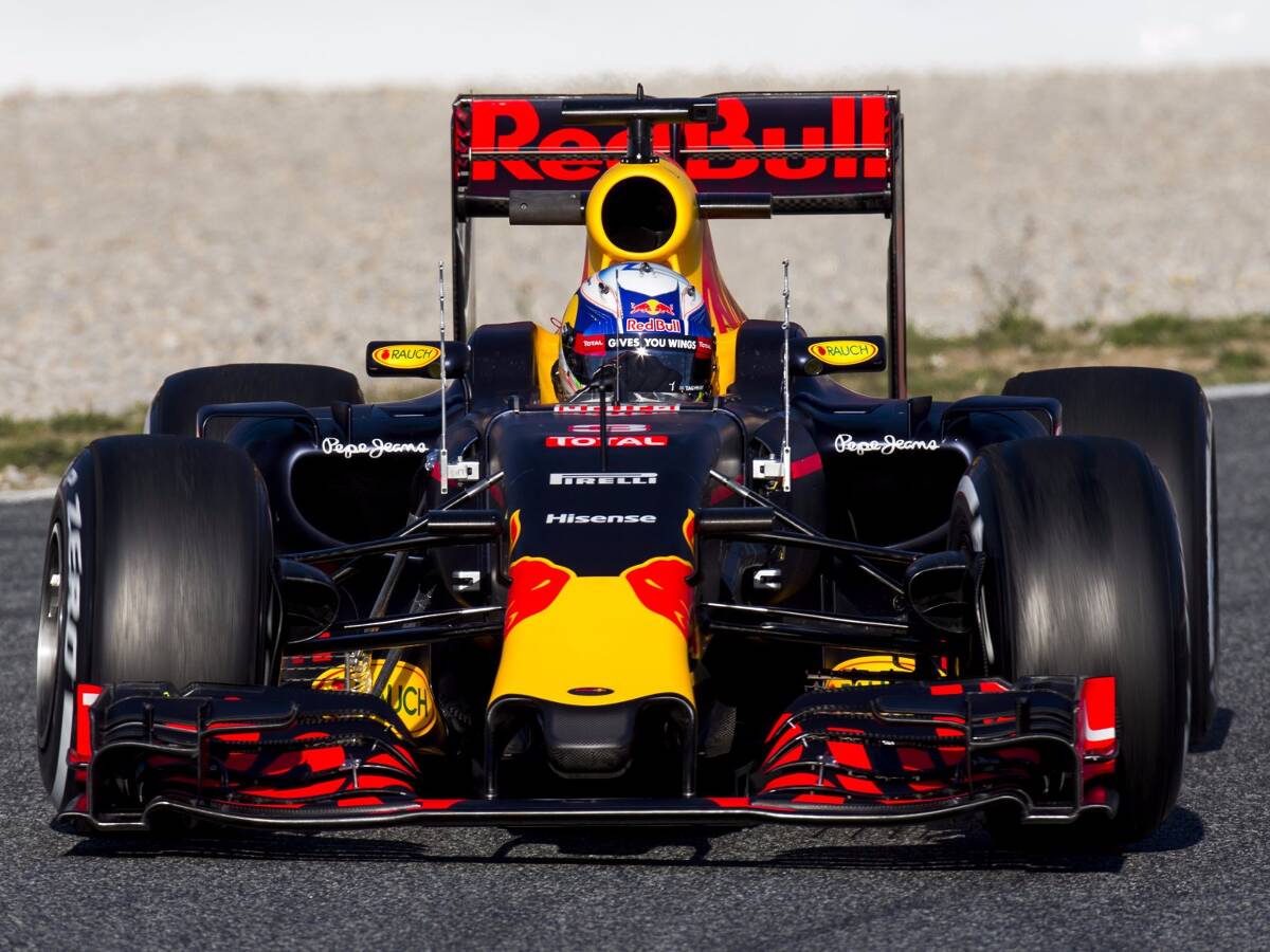 Foto zur News: Daniel Ricciardo: "Für einen Podestplatz brauchen wir Glück"