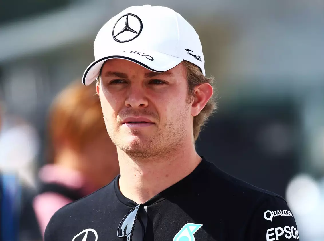 Foto zur News: Rosberg mahnt: Reifen unmöglich auf Temperatur zu bringen