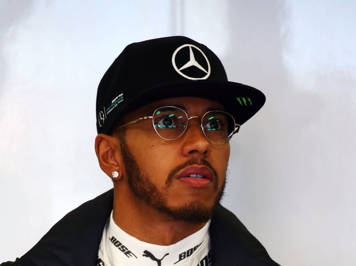 Foto zur News: Lewis Hamilton: Ein Nickerchen im Qualifying hält frisch