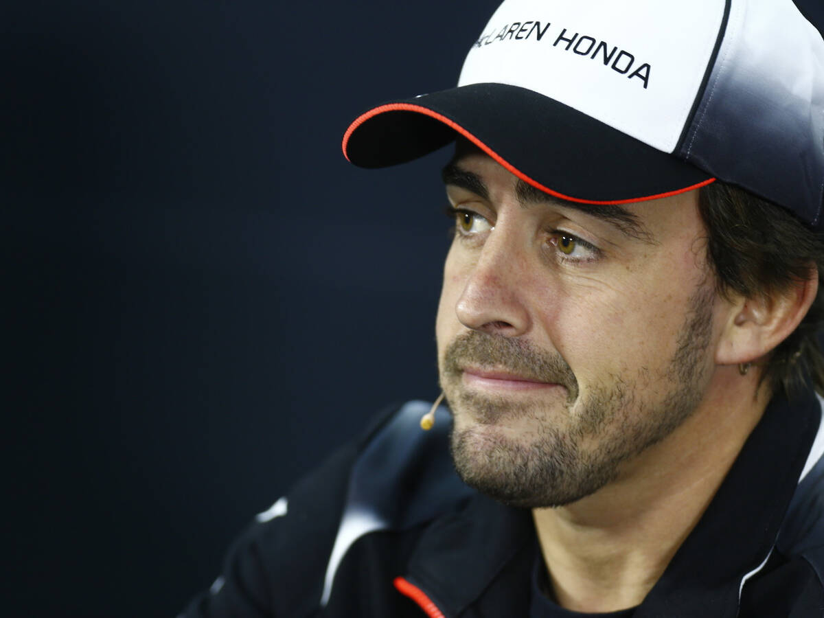 Foto zur News: Fernando Alonso für Start in China "optimistisch"