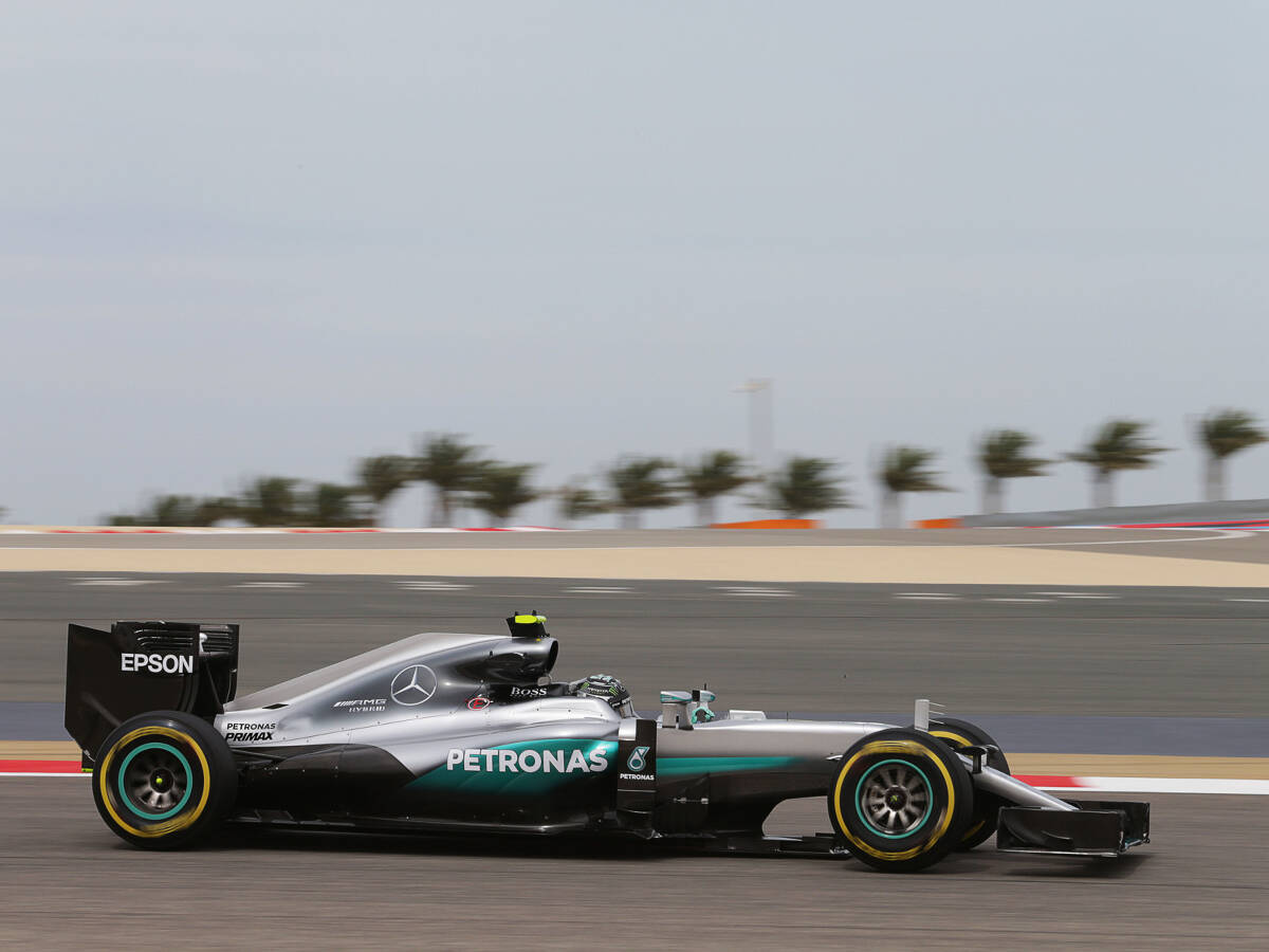 Foto zur News: Formel 1 Bahrain 2016: Mercedes zwei Sekunden voran