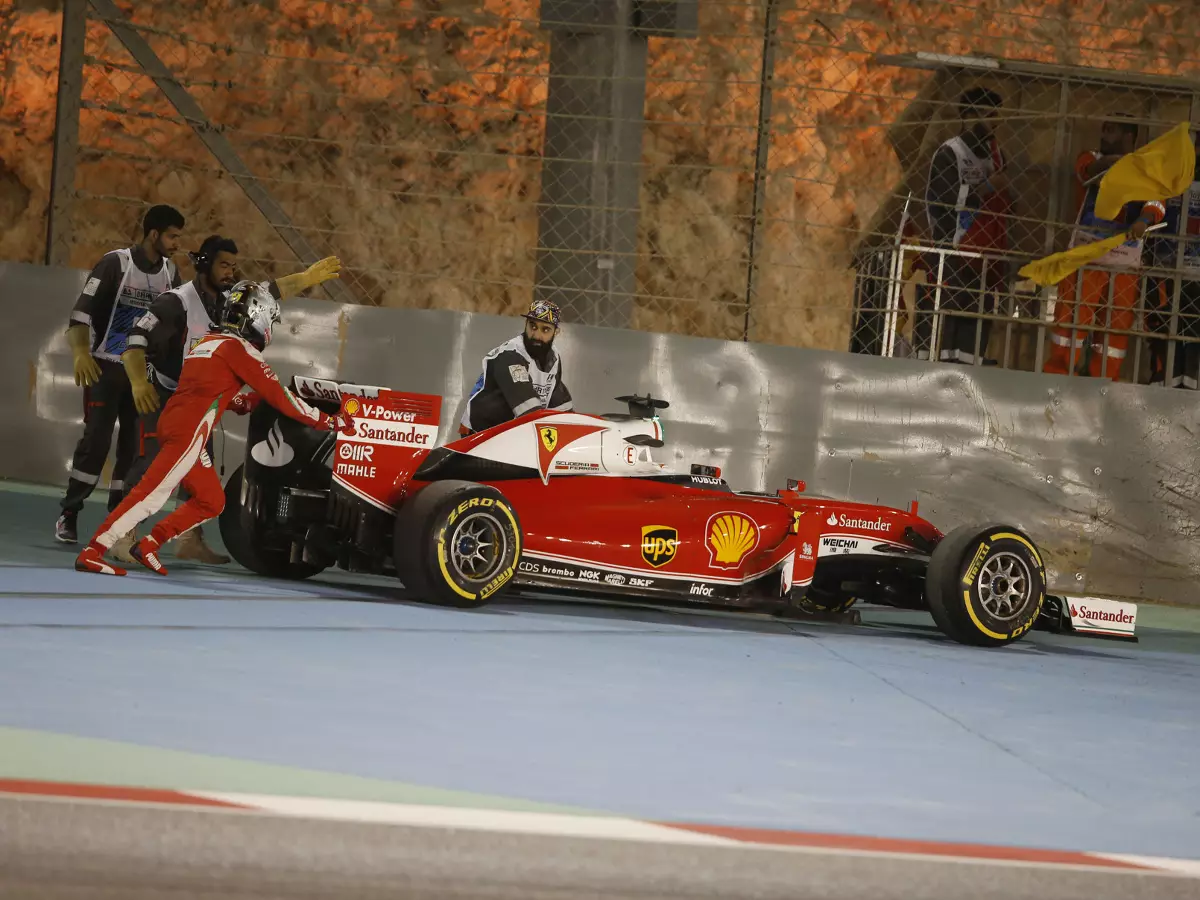 Sebastian Vettel Foto zur News: Wer letzte Nacht am schlechtesten geschlafen hat