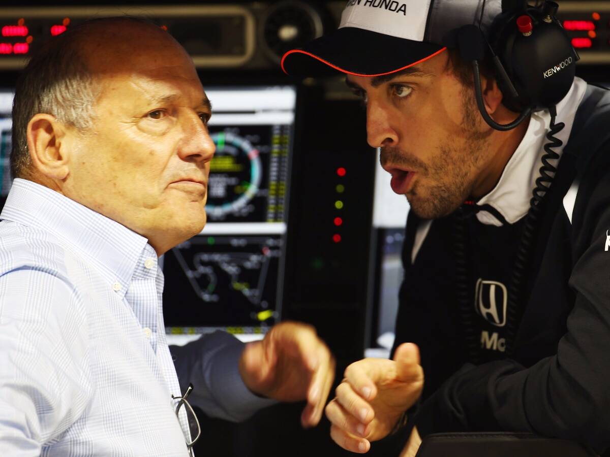Foto zur News: McLaren-Boss: Teams sollten über Startfreigabe entscheiden