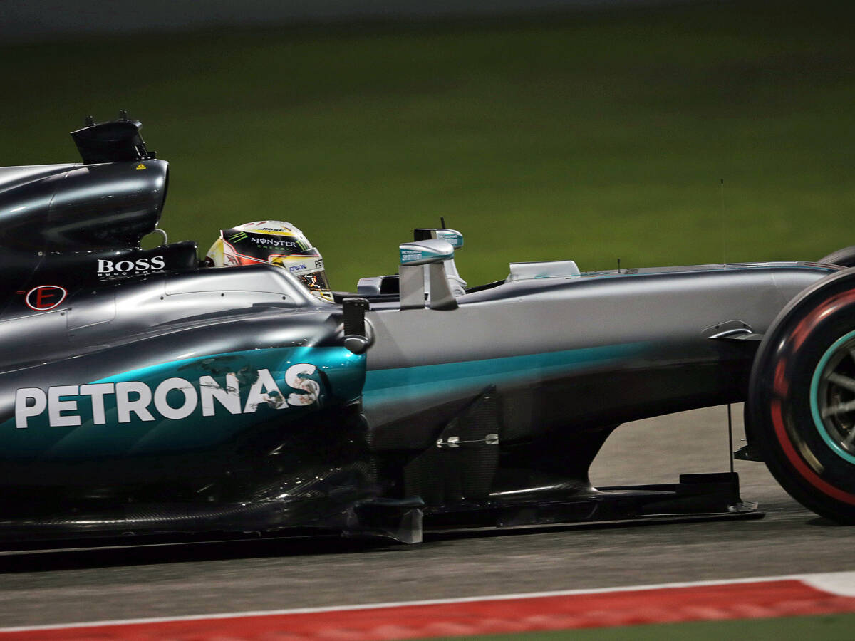 Foto zur News: Fünf Plätze nach hinten: Getriebewechsel bei Lewis Hamilton