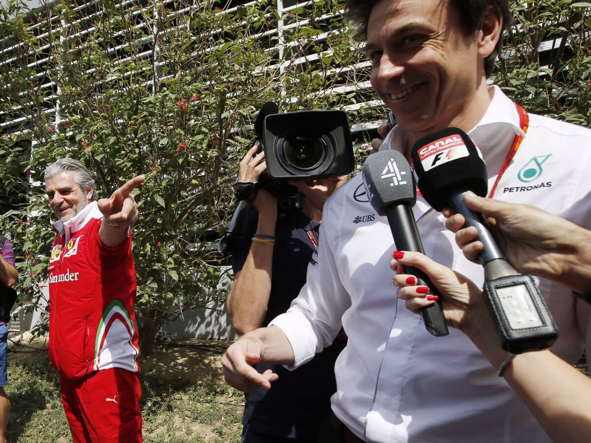 Foto zur News: Ferrari-Teamchef: "Mercedes stärkstes Team in zehn Jahren"