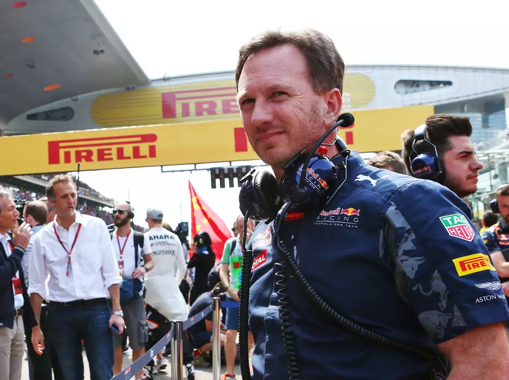 Christian Horner Foto zur News: Neuer Spannungsfaktor: Horner ein Fan der Reifenregeln