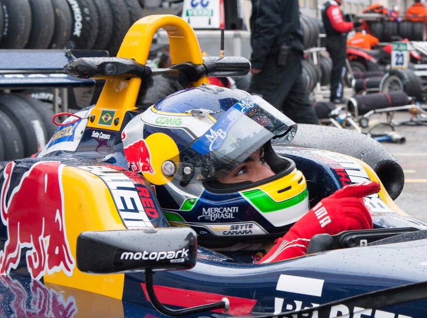 Foto zur News: Sette Camara: Formel-1-Debüt für jüngsten Red-Bull Junior
